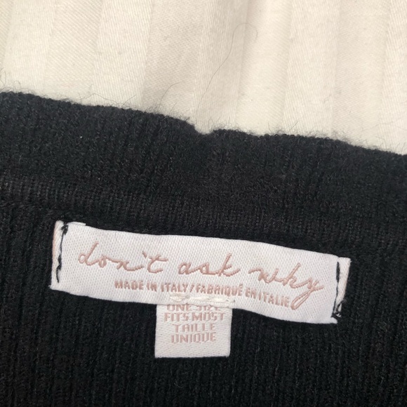 American Eagle Black Off The Shoulder Dress - Picture 3 of 6